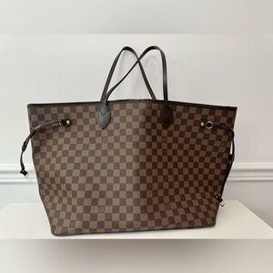 Louis Vuitton GM Neverfull  in Damier Ebene